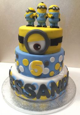 Cake Design Bambini Torta A Piani Minions