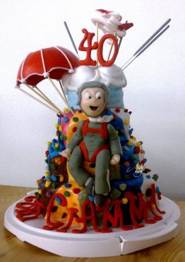 Cake Design Feste Modelling Paracadutista