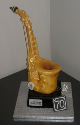 Cake Design Feste Scolpite Sax